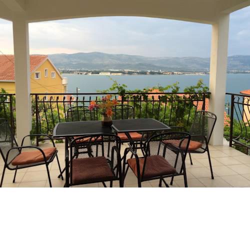 Apartments Ljiljana