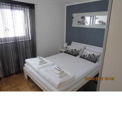 Apartments Loncar-near Zrće beach