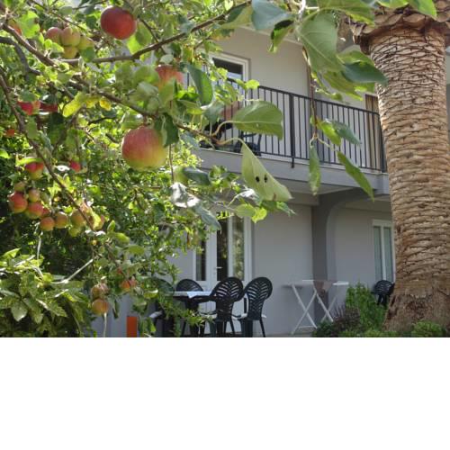 Apartments Macaso