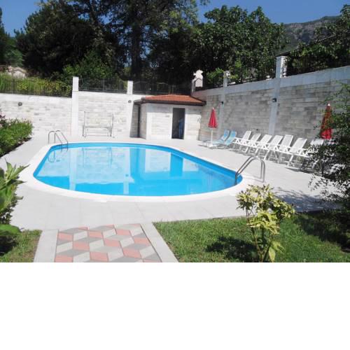Apartments Maini
