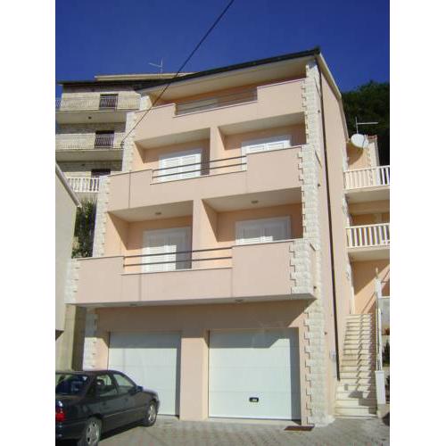 Apartments Maras