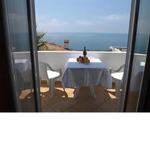 Apartments Mare