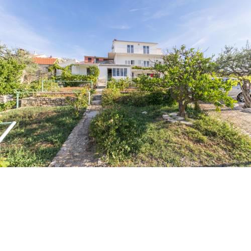 Apartments Milka Jere