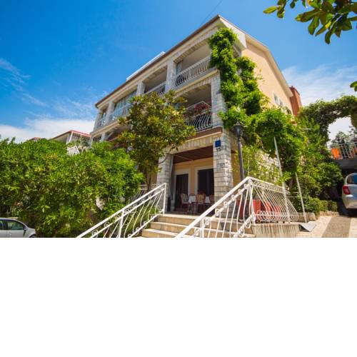 Apartments Mirjana