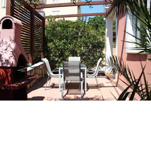 Apartments Mirta