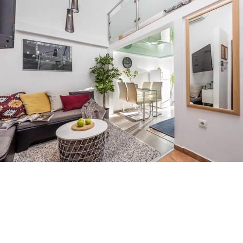 Apartments Molo longo