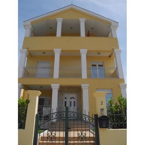 Apartments Montenegrina