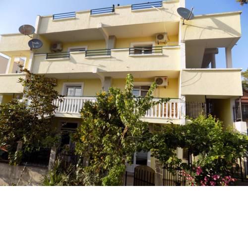 Apartments Mujovi