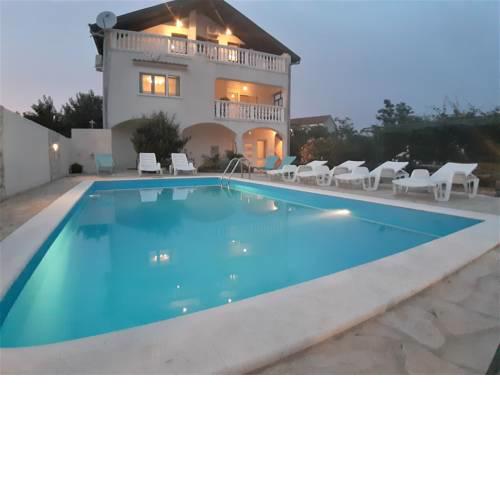 Apartments Nika