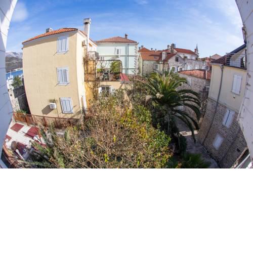 Apartments Old Town