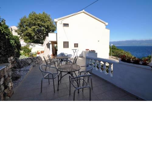 Apartments Pava