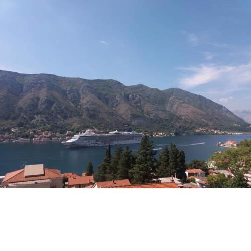 Apartments Peranovic