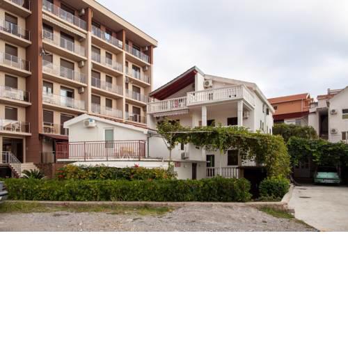 Apartments Petar