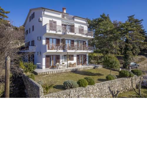 Apartments Pino 630