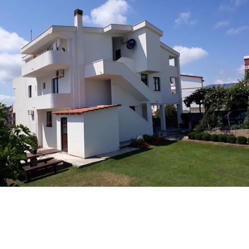 Apartments Radosevic