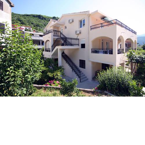 Apartments Raičević