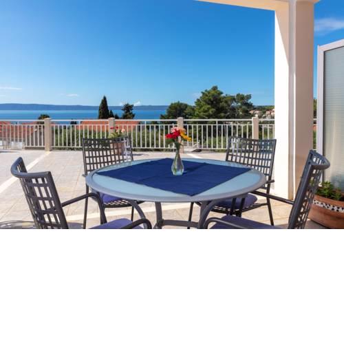 Apartments Rajna