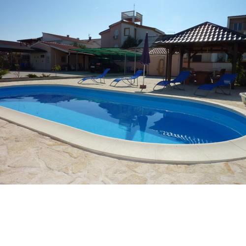 Apartments Sabunike III