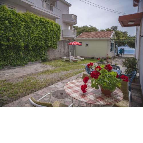Apartments Serovic