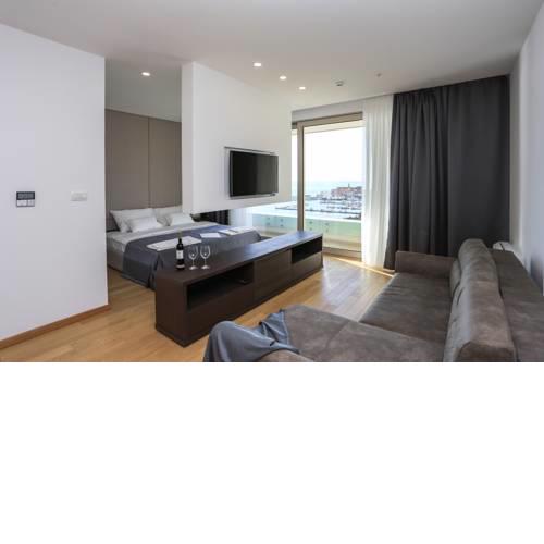 Apartments STATUS - Hotel WOW