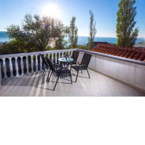 Apartments Uvala Plemic