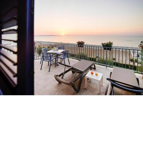 Apartments Venetico Marina - ISI01102h-CYE