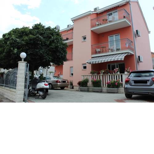 Apartments Villa Miranda