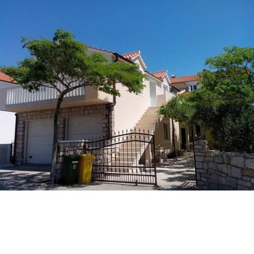 Apartments Viola