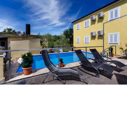 Apartments Vujec