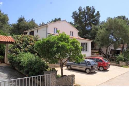 Apartments with a parking space Artatore (Losinj) - 8007