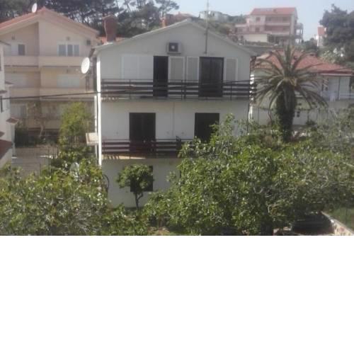 Apartments with a parking space Banjol (Rab) - 11021