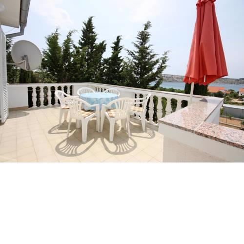 Apartments with a parking space Barbat (Rab) - 4962