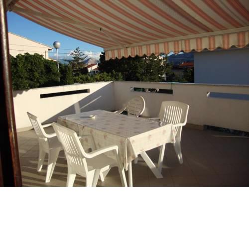 Apartments with a parking space Baska (Krk) - 5412