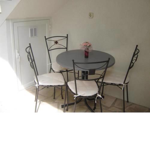 Apartments with a parking space Baska Voda (Makarska) - 12509