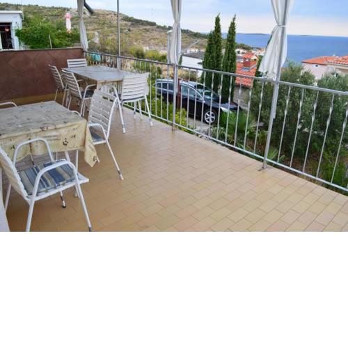 Apartments with a parking space Bilo (Primosten) - 12434