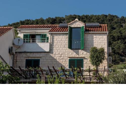 Apartments with a parking space Bol (Brac) - 17776