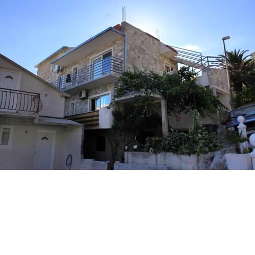 Apartments with a parking space Brela (Makarska) - 789