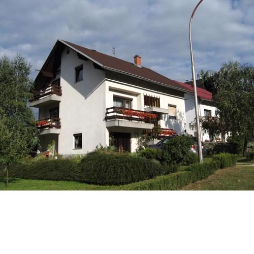 Apartments with a parking space Delnice (Gorski kotar) - 15589