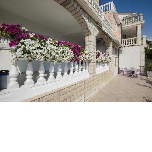 Apartments with a parking space Dramalj (Crikvenica) - 5594