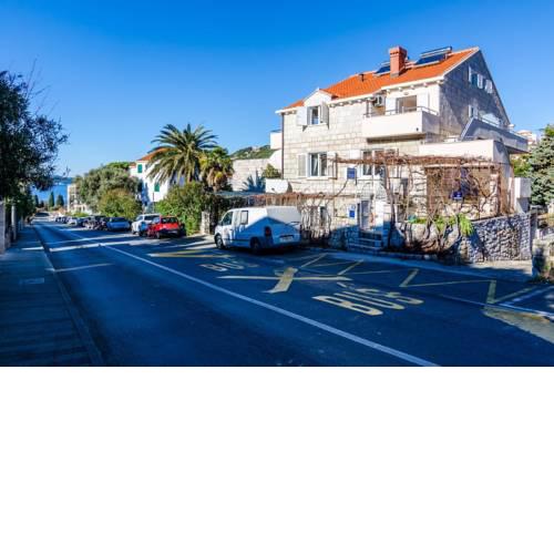 Apartments with a parking space Dubrovnik - 17040