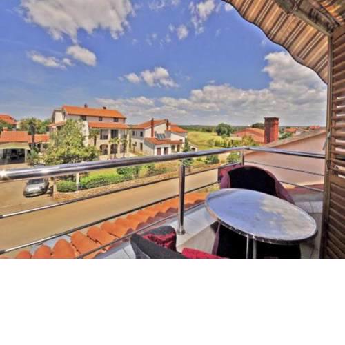 Apartments with a parking space Fazana - 13742
