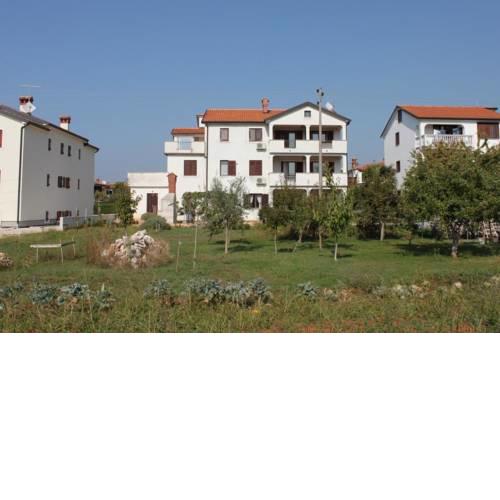 Apartments with a parking space Finida (Umag) - 7160