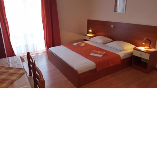 Apartments with a parking space Gradac (Makarska) - 11332