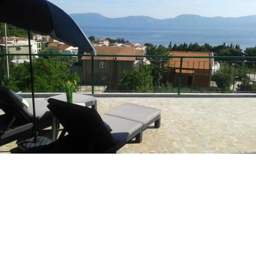 Apartments with a parking space Gradac (Makarska) - 13196