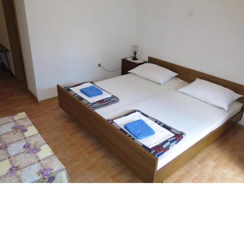 Apartments with a parking space Gradac (Makarska) - 14708