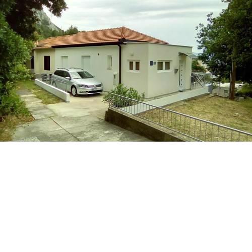 Apartments with a parking space Gradac (Makarska) - 16263