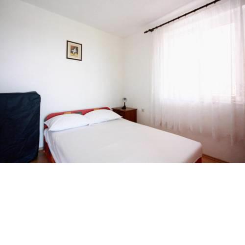 Apartments with a parking space Gradac (Makarska) - 5198