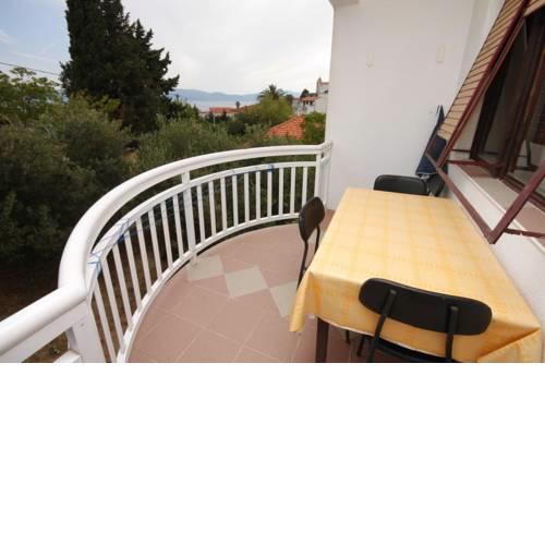 Apartments with a parking space Gradac (Makarska) - 6820