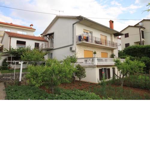 Apartments with a parking space Icici (Opatija) - 7805