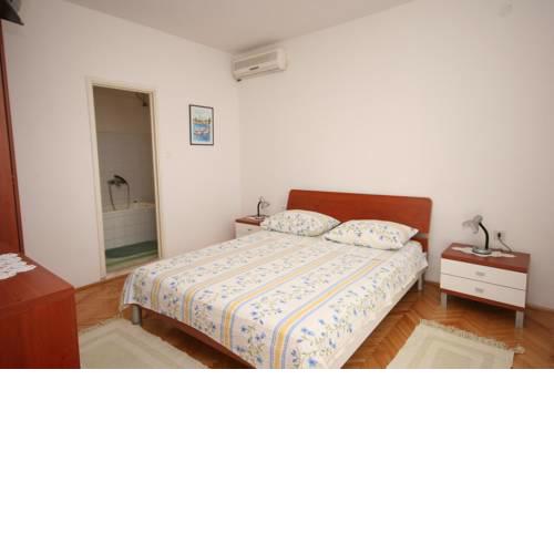Apartments with a parking space Jelsa (Hvar) - 2059